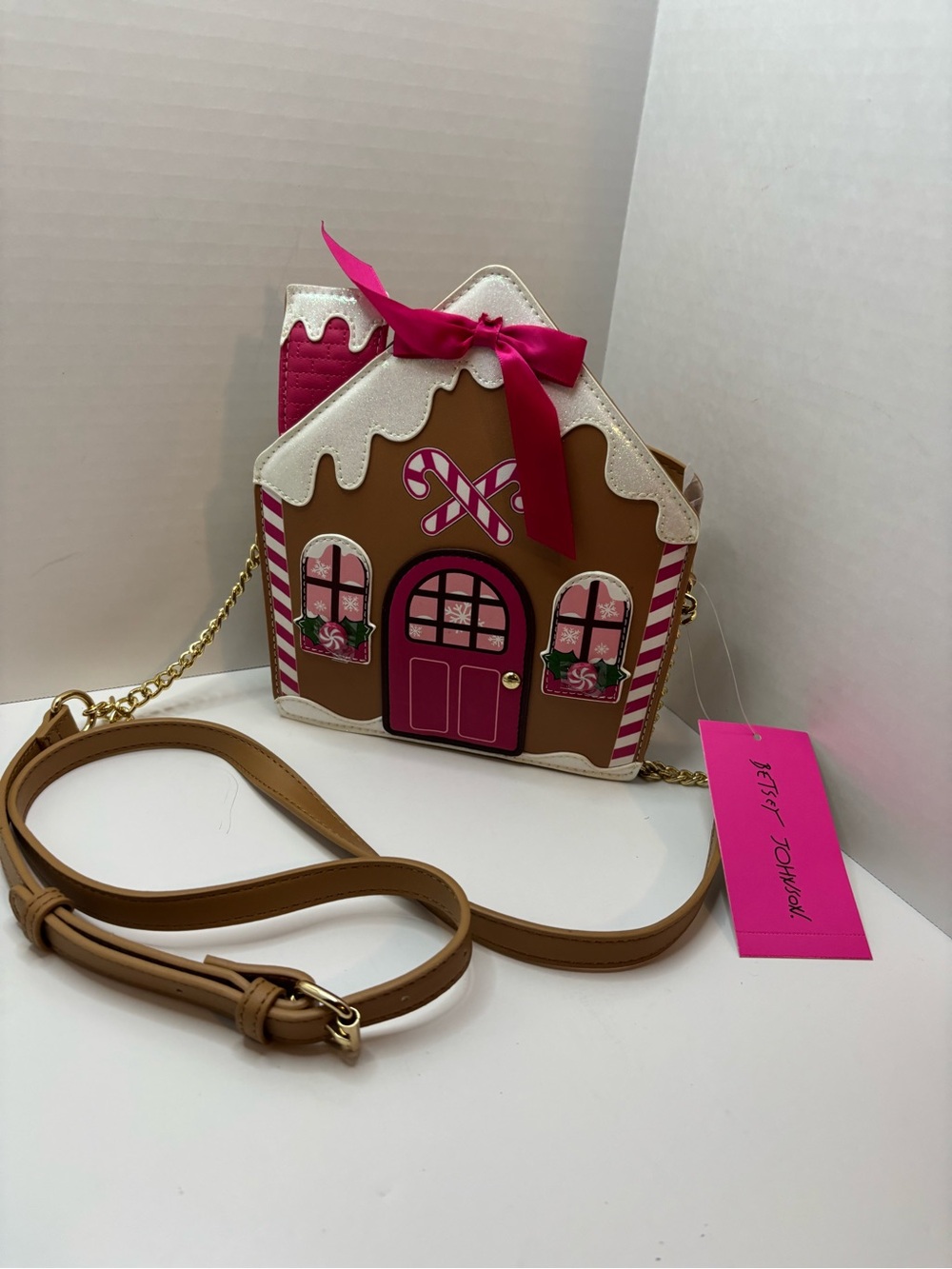 Betsey Johnson Hot Pink Gingerbread House Crossbody XOHOLIDAY